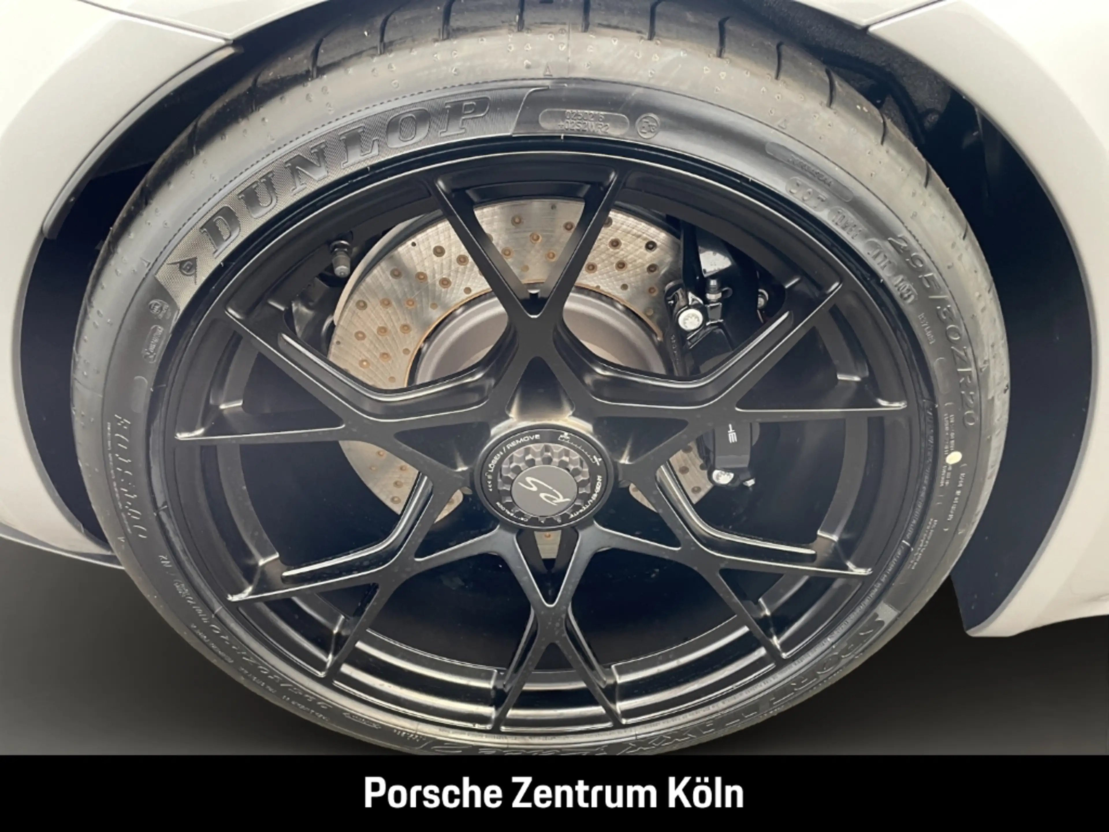 Porsche 718 Spyder RS BOSE Sportabgas Rückfahrkamera LED — photo 10