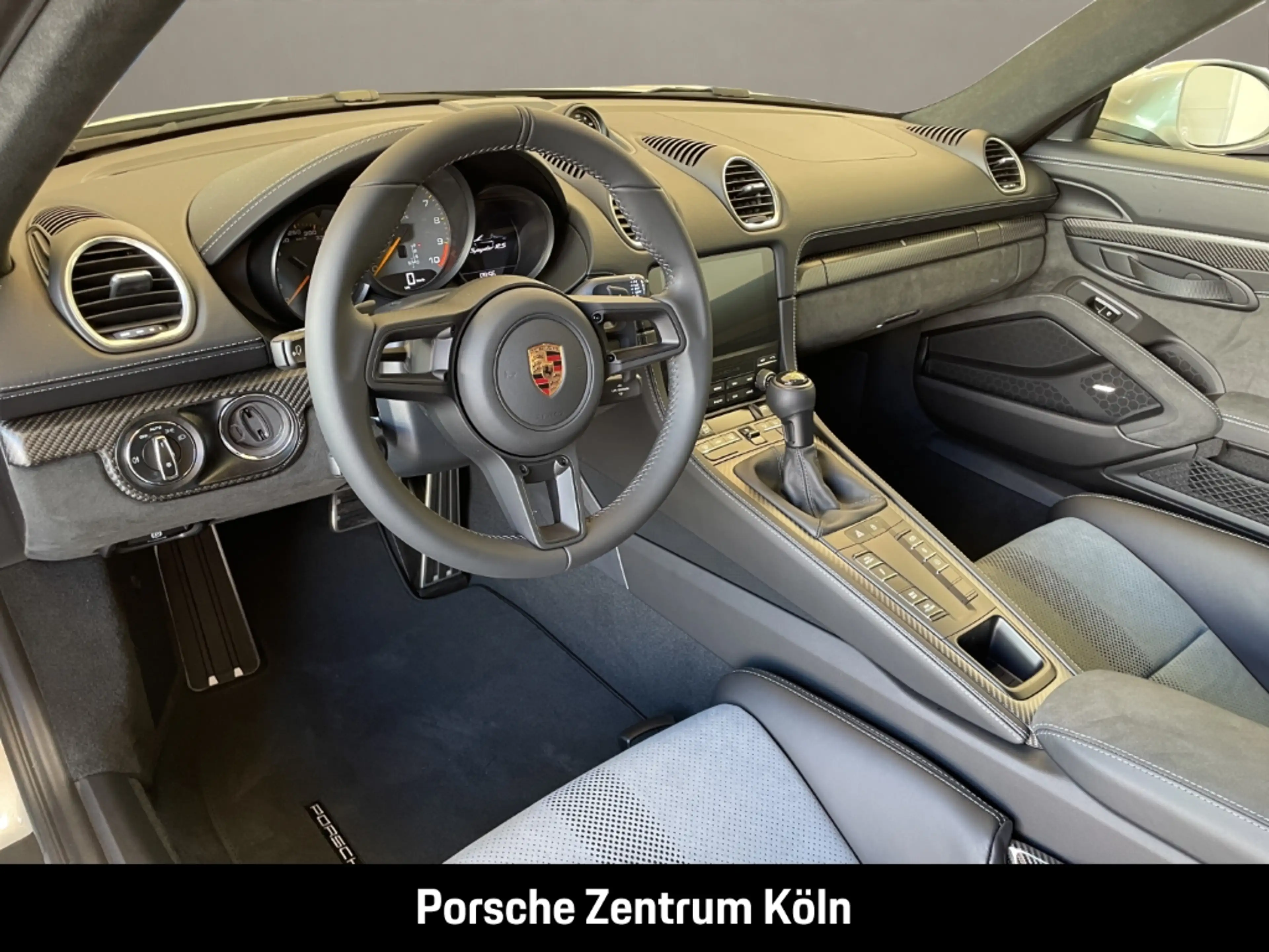 Porsche 718 Spyder RS BOSE Sportabgas Rückfahrkamera LED — photo 14