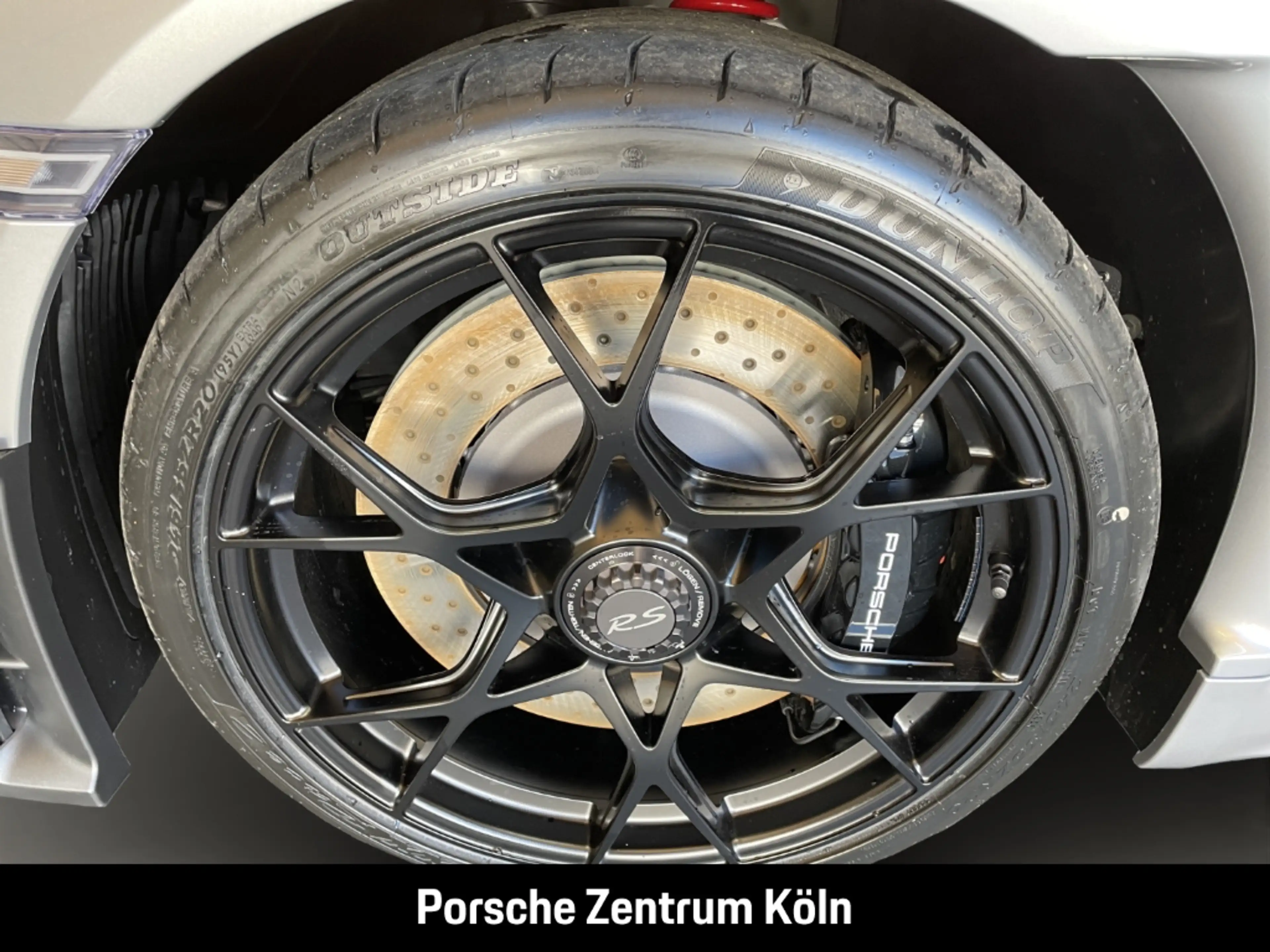 Porsche 718 Spyder RS BOSE Sportabgas Rückfahrkamera LED — photo 12