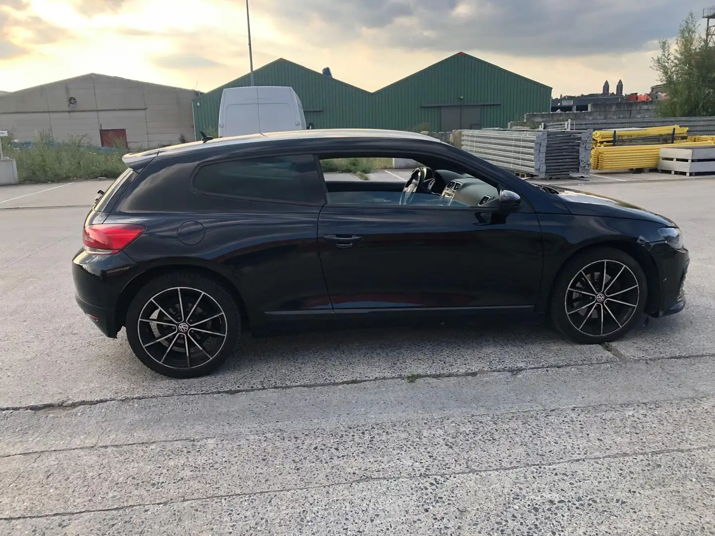 Volkswagen Scirocco Scirocco 2.0 TFSI DSG Zwart - 1