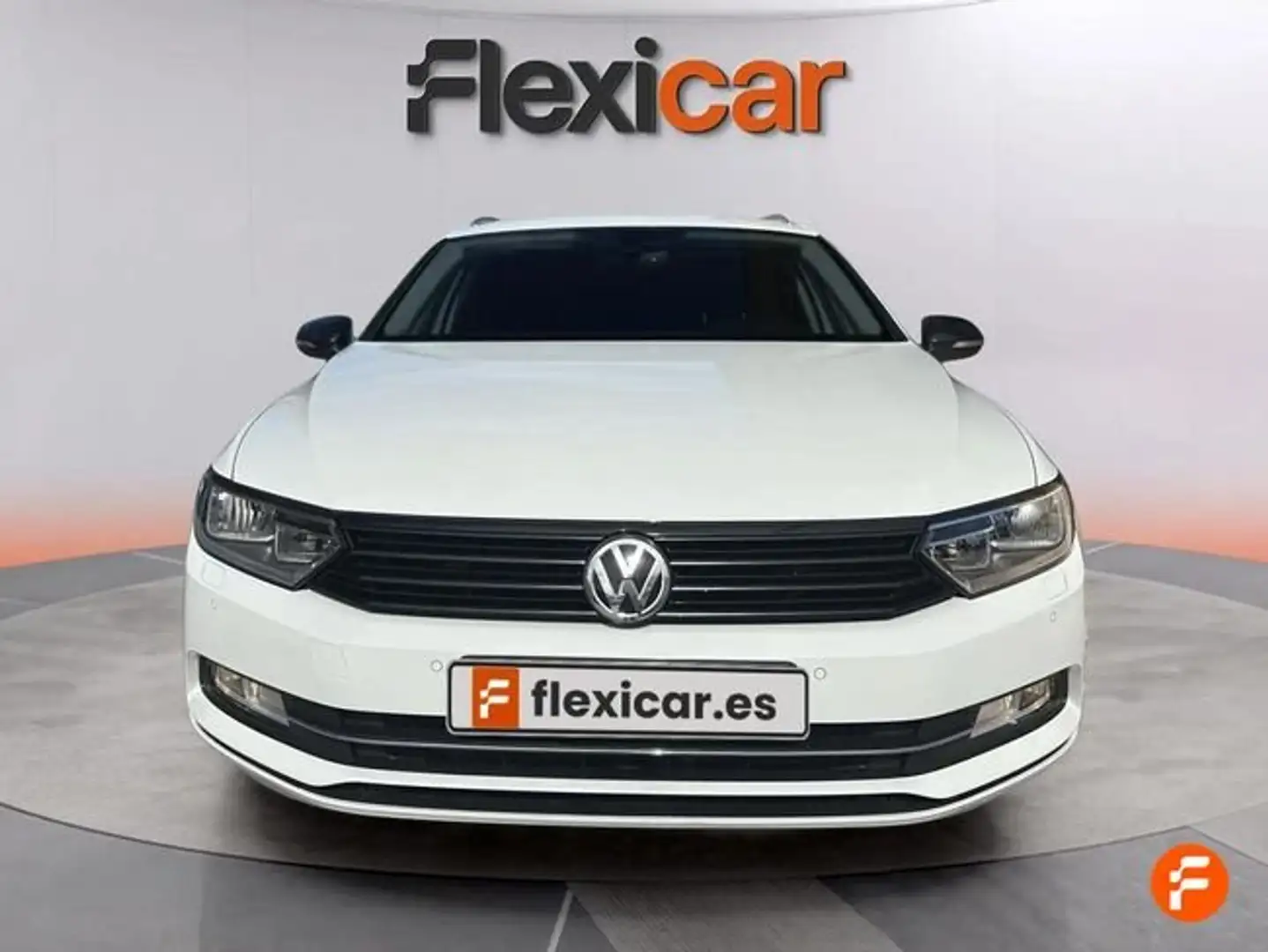 Volkswagen Passat 2.0TDI Advance 110kW Blanco - 2