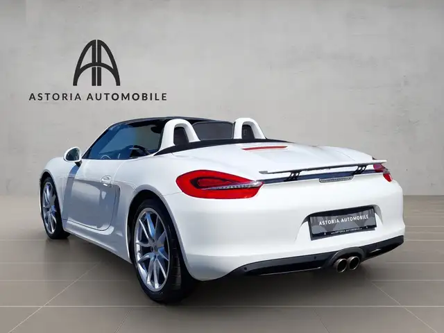 Porsche Boxster view 7