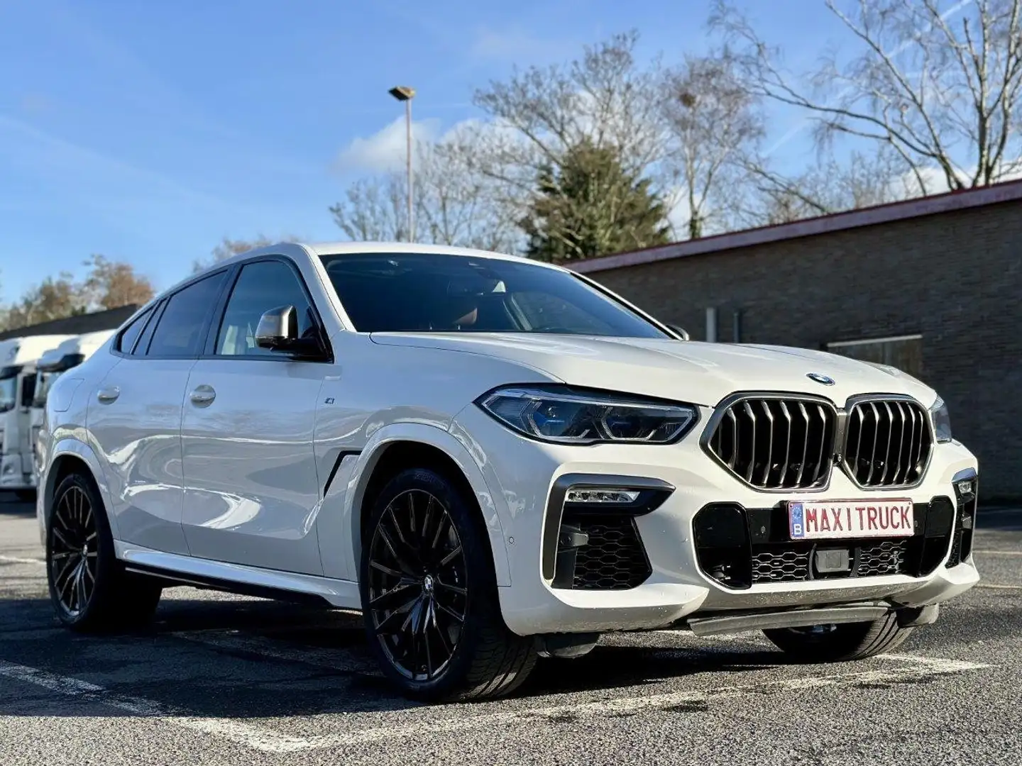 BMW X6 M50d -61.500 € ex btw - Leasing 1.908€/M White - 2