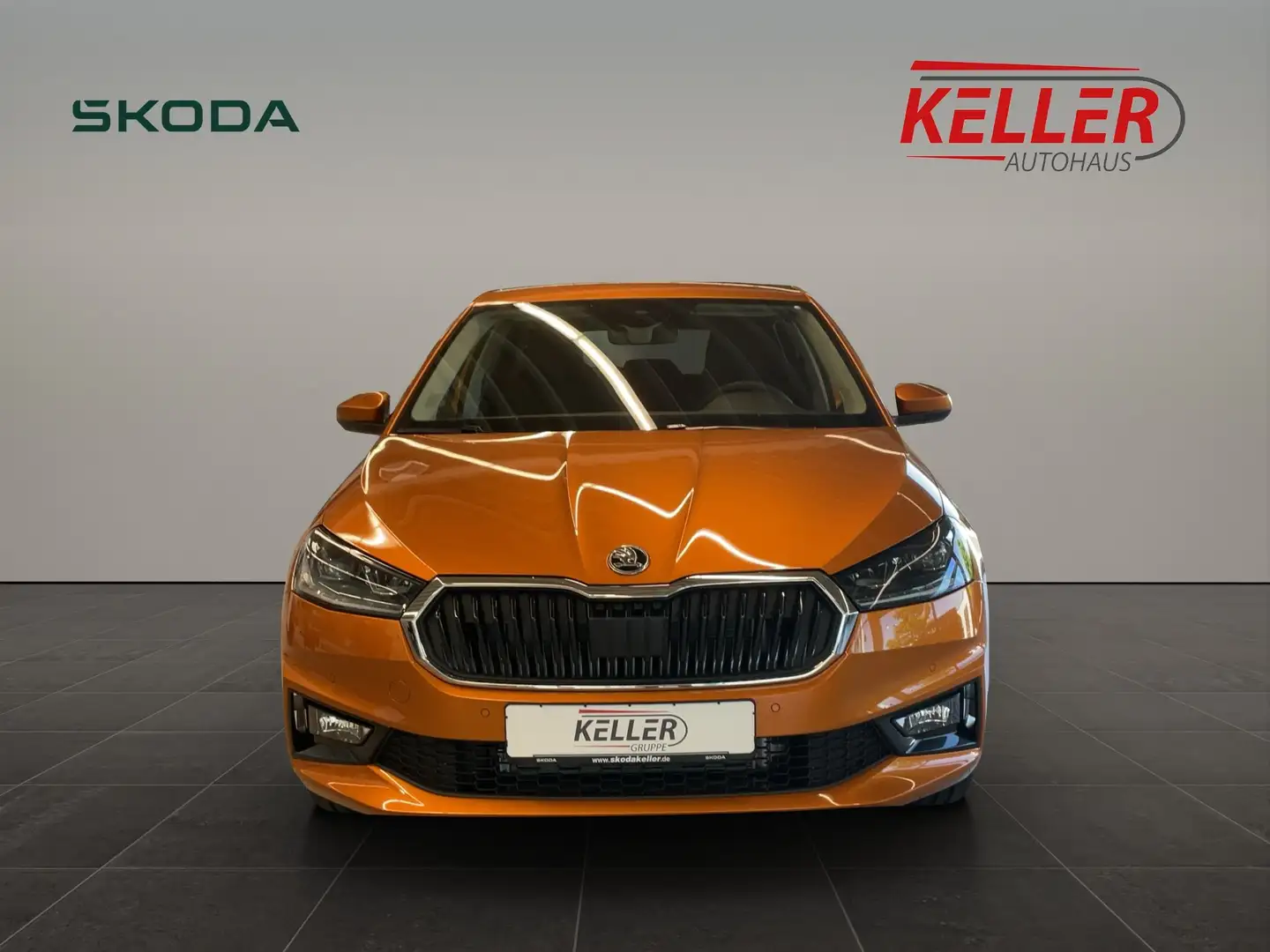 Skoda Fabia Tour 1,0 TSI 70 kW Orange - 2