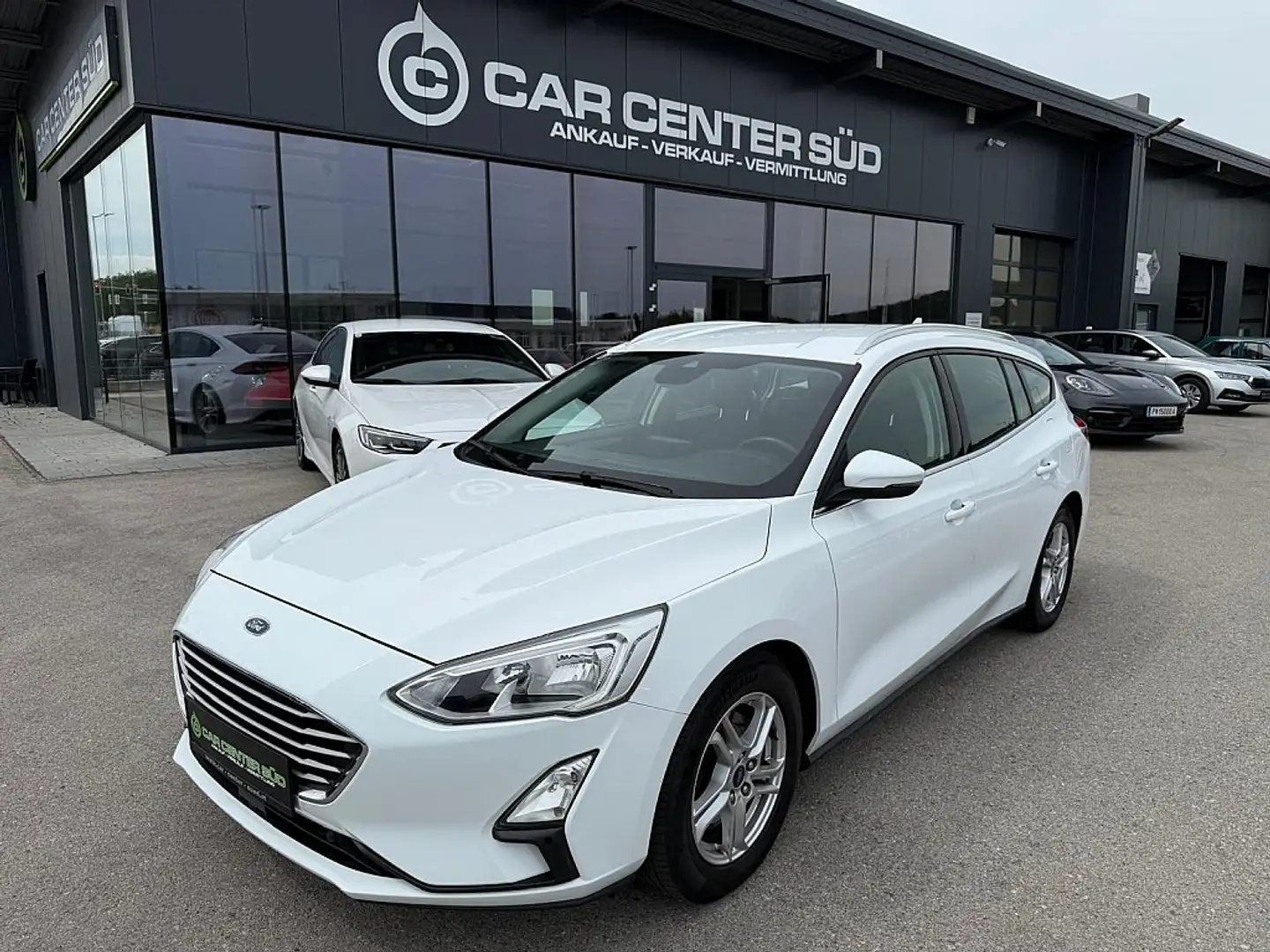 Ford Focus Traveller 1,5 EcoBlue Trend Edition Business Bianco - 1