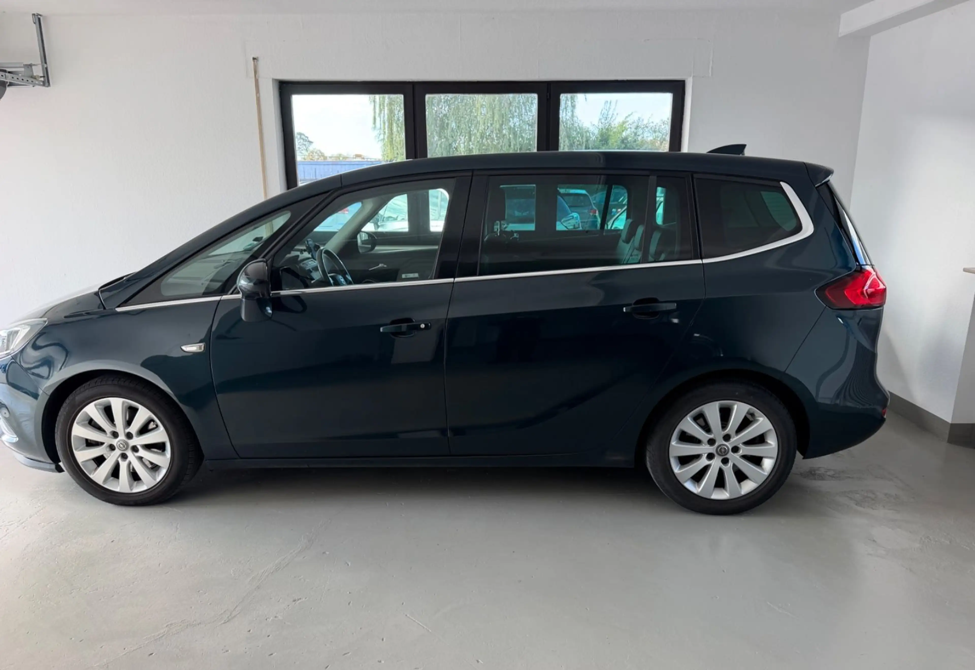 Opel Zafira Tourer 2.0 CDTI INNOVATION 7Sitzer Leder — photo 12