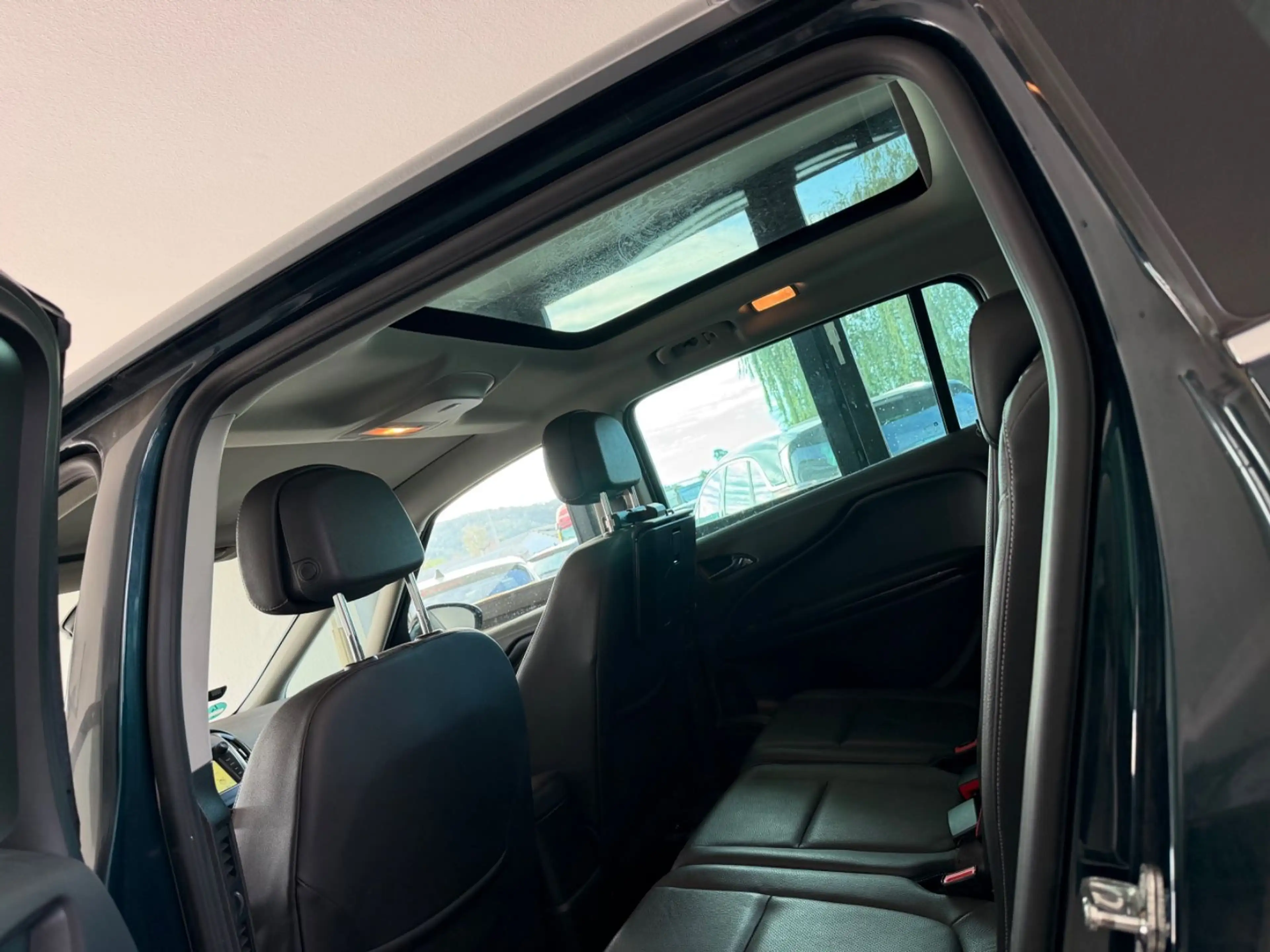 Opel Zafira Tourer 2.0 CDTI INNOVATION 7Sitzer Leder — photo 6
