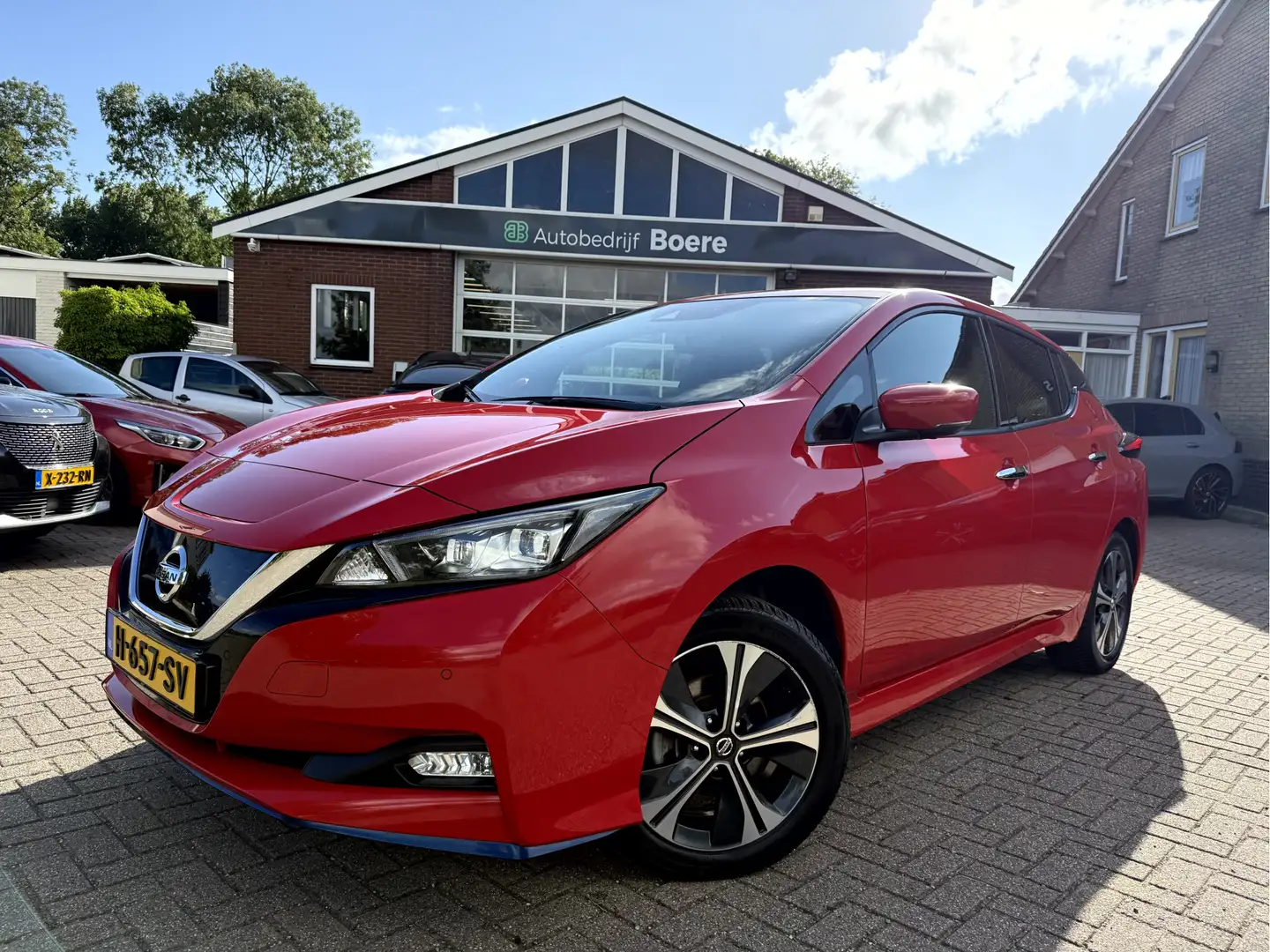 Nissan Leaf e+ N-Connecta 62 kWh 365km actieradius, Camera, St Rood - 1