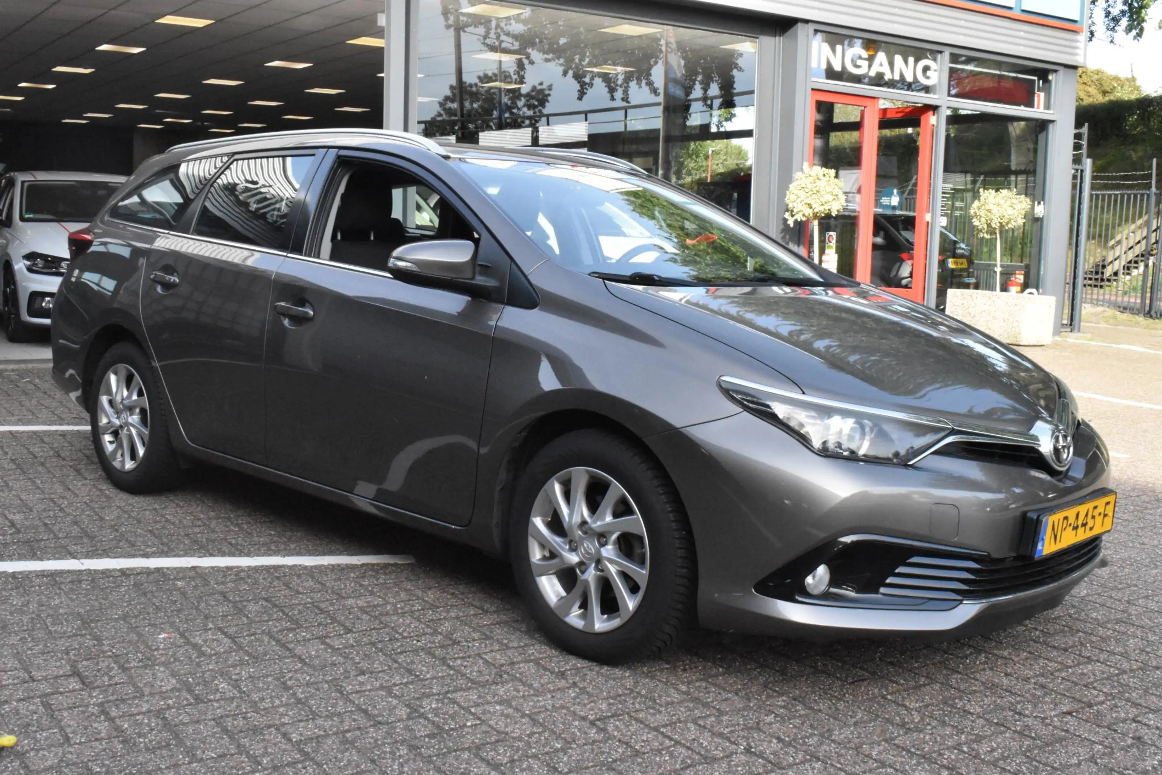 Toyota Auris Touring Sports 1.2T Aspiration 100% Onderhouden | — photo 9