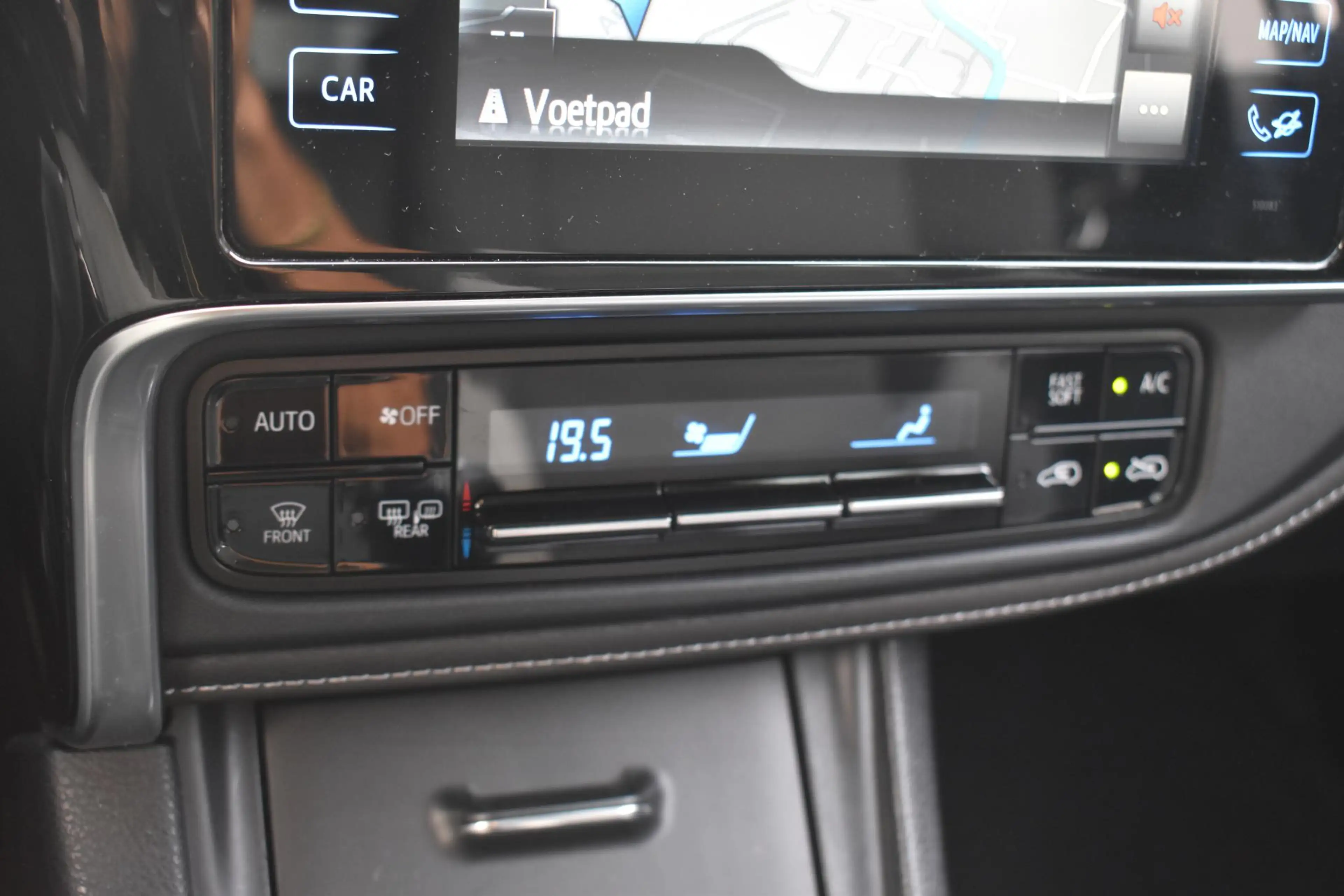 Toyota Auris Touring Sports 1.2T Aspiration 100% Onderhouden | — photo 15