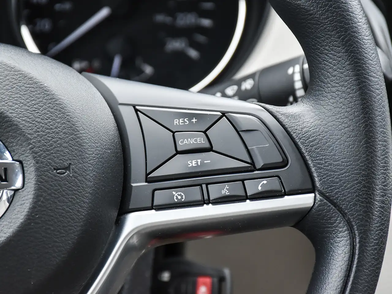 Nissan Qashqai photo Nissan Qashqai