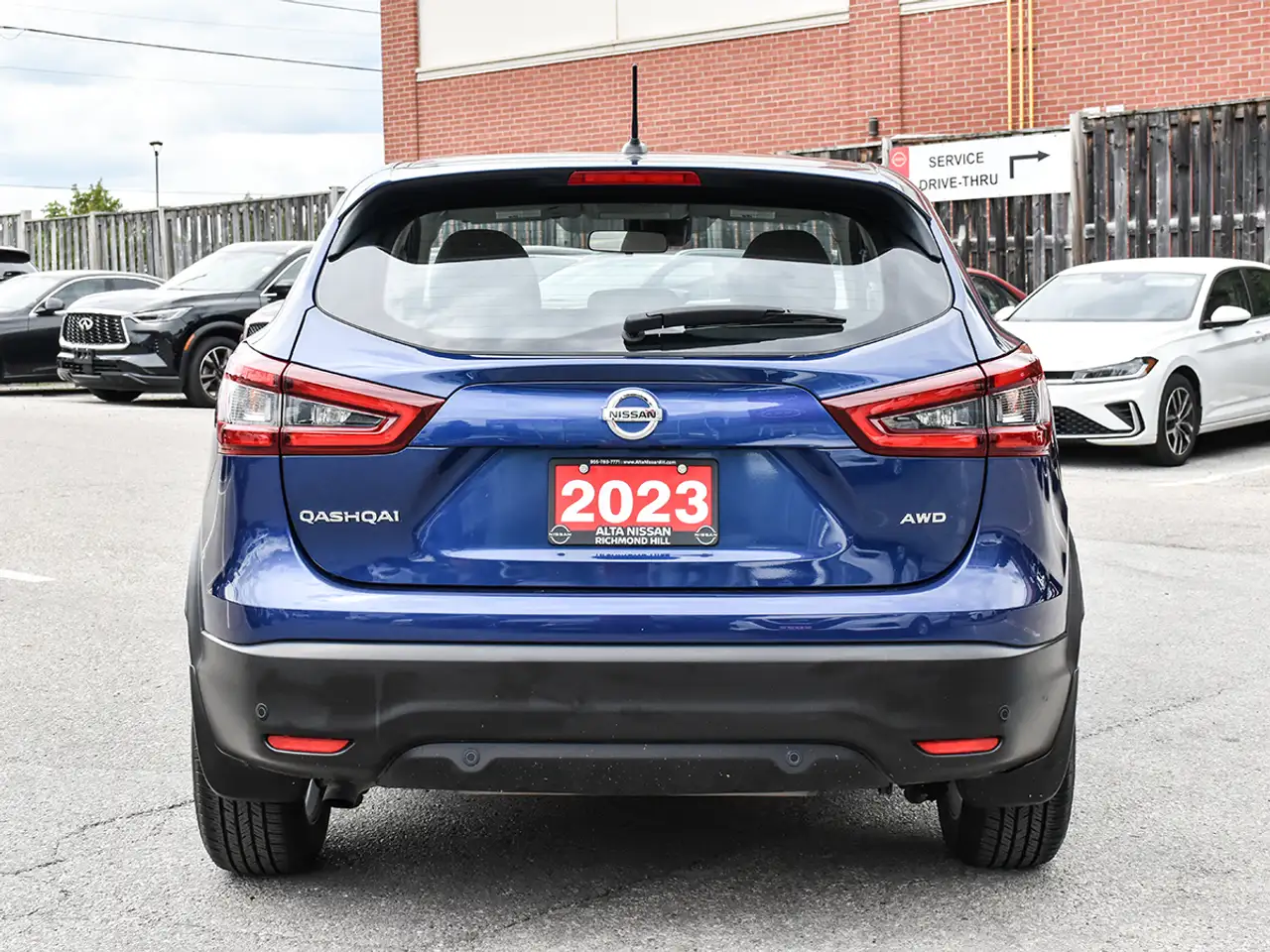 Nissan Qashqai photo Nissan Qashqai