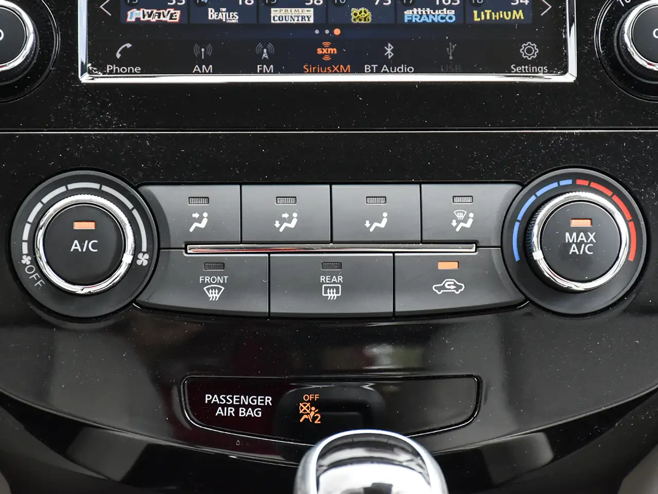 Nissan Qashqai photo Nissan Qashqai