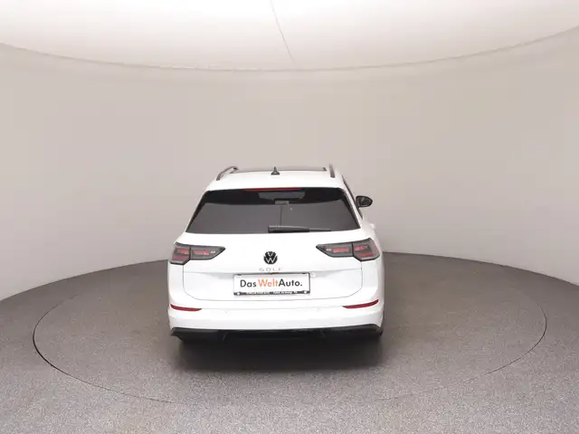 Volkswagen Golf view 6