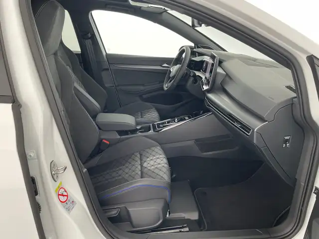 Volkswagen Golf view 10