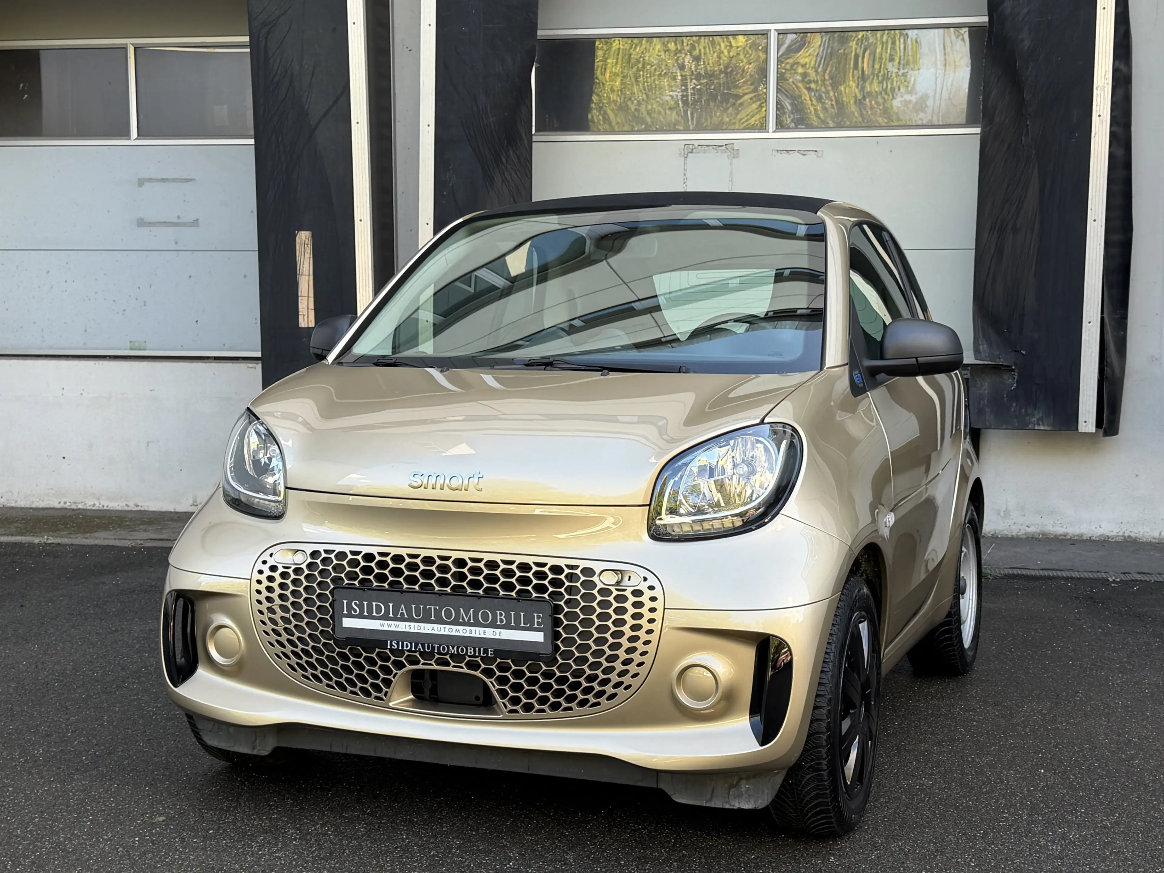 smart forTwo EQ Pure Tempomat Sitzheizung Bluetooth