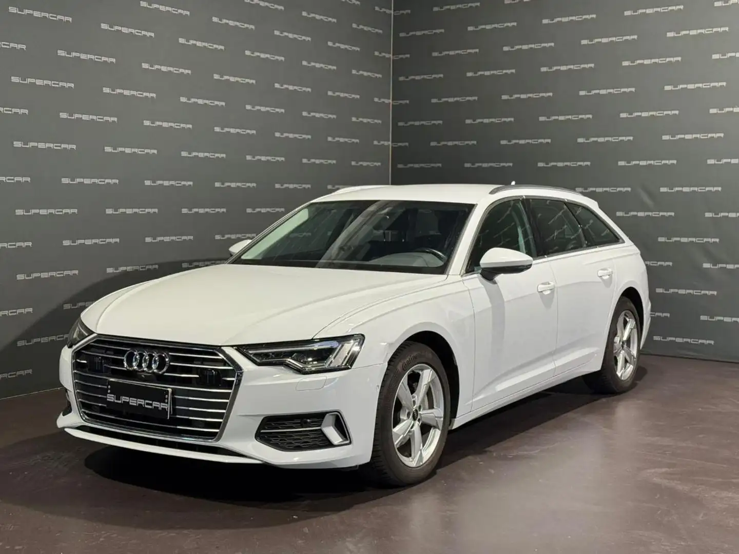 Audi A6 Avant 40 2.0 TDI S tronic Business Sport Weiß - 1