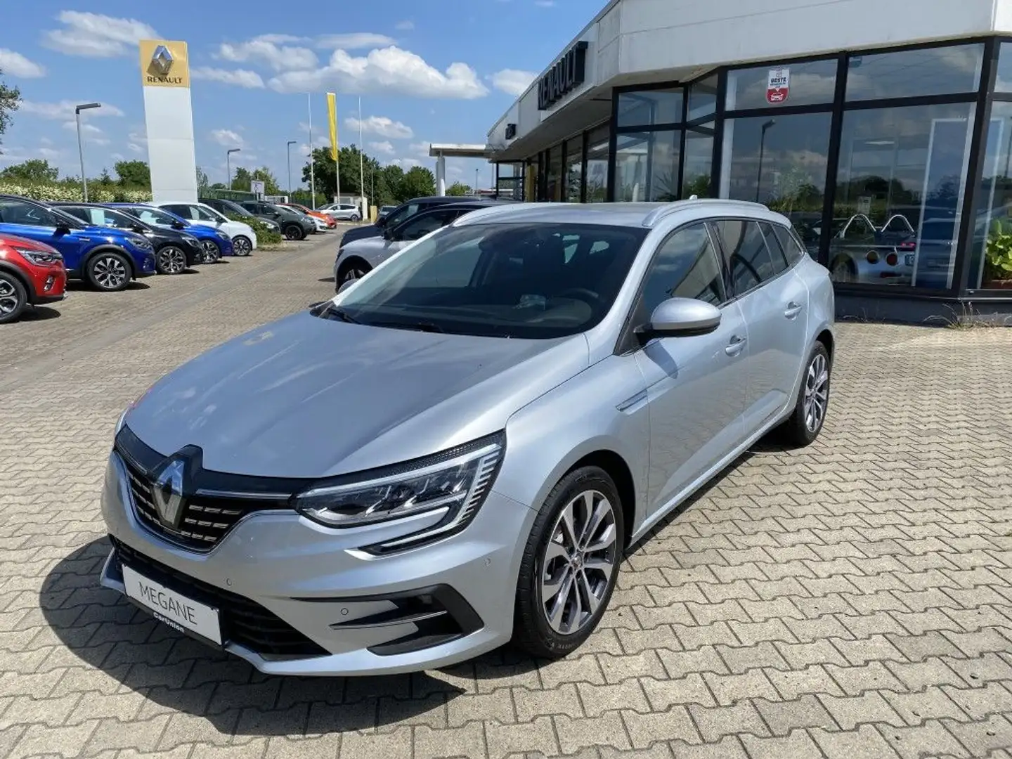 Renault Megane Grandtour TCe 140 GPF EDC INTENS Silber - 1