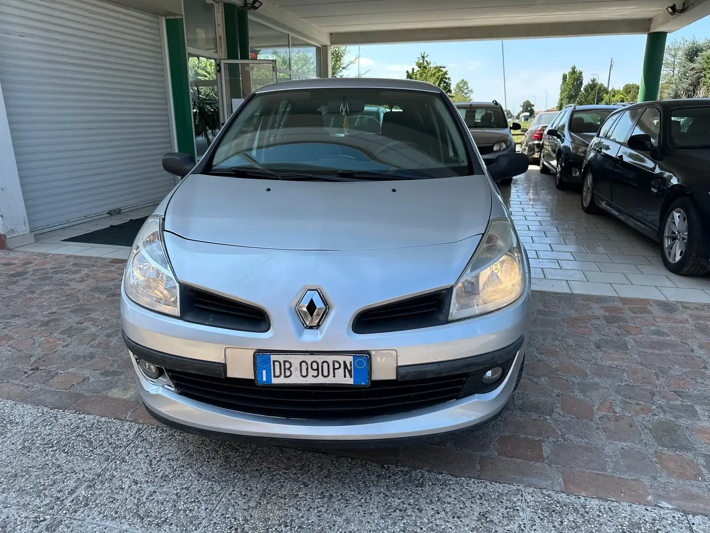 Renault Clio Clio III 2005 5p 1.5 dci Dynamique Argent - 2