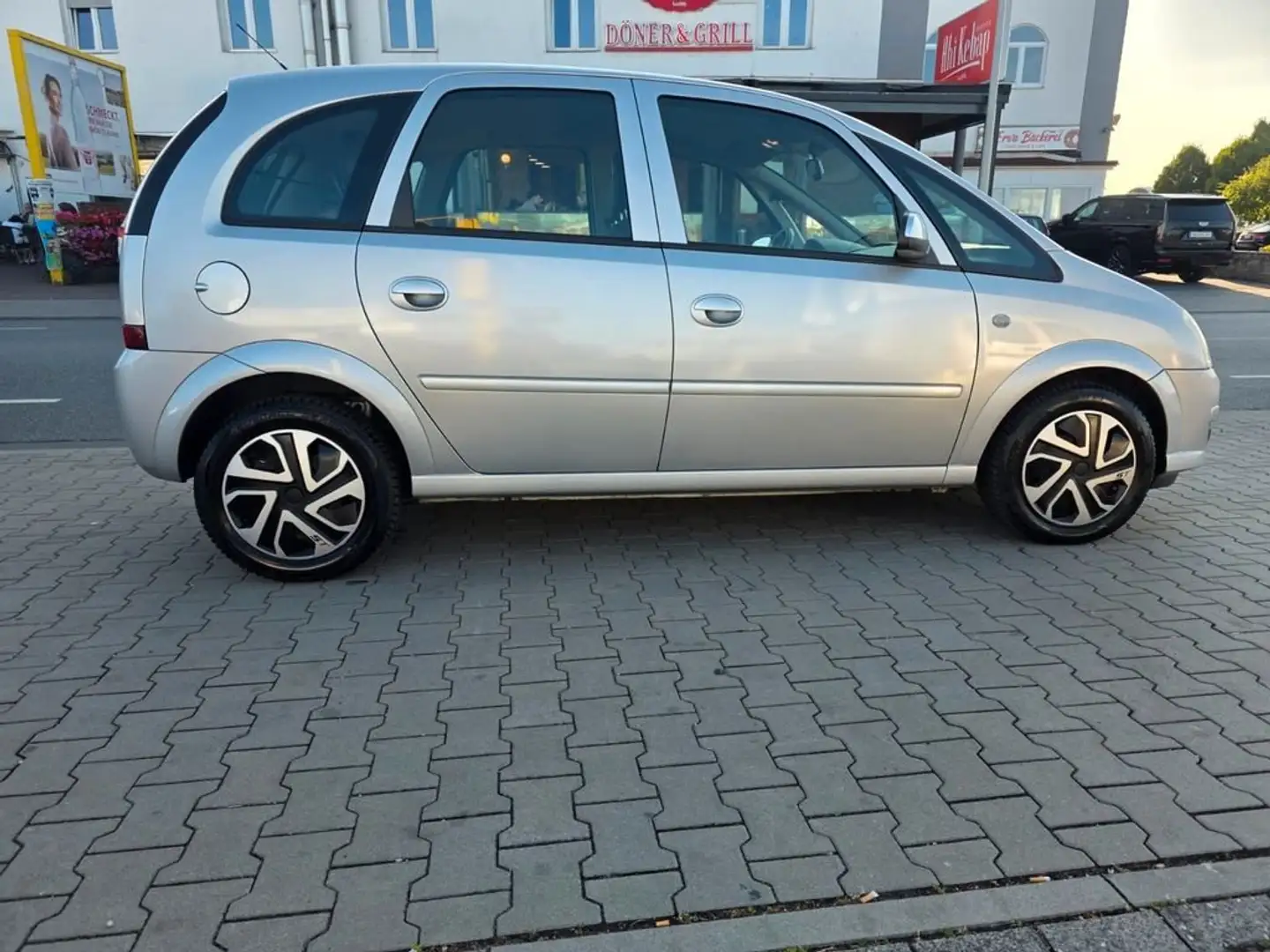 Opel Meriva - 1