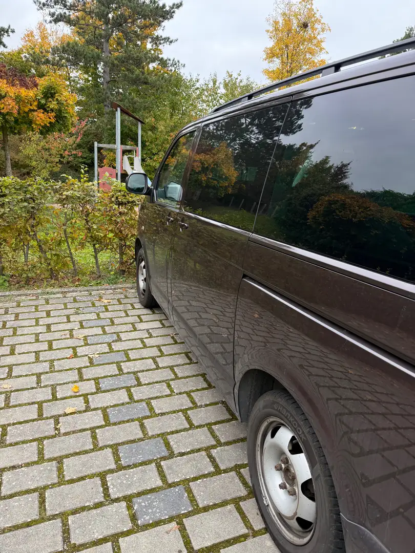 Volkswagen T5 Multivan Transporter T5 TDI (BiTDI) Kurz Match Violett - 2