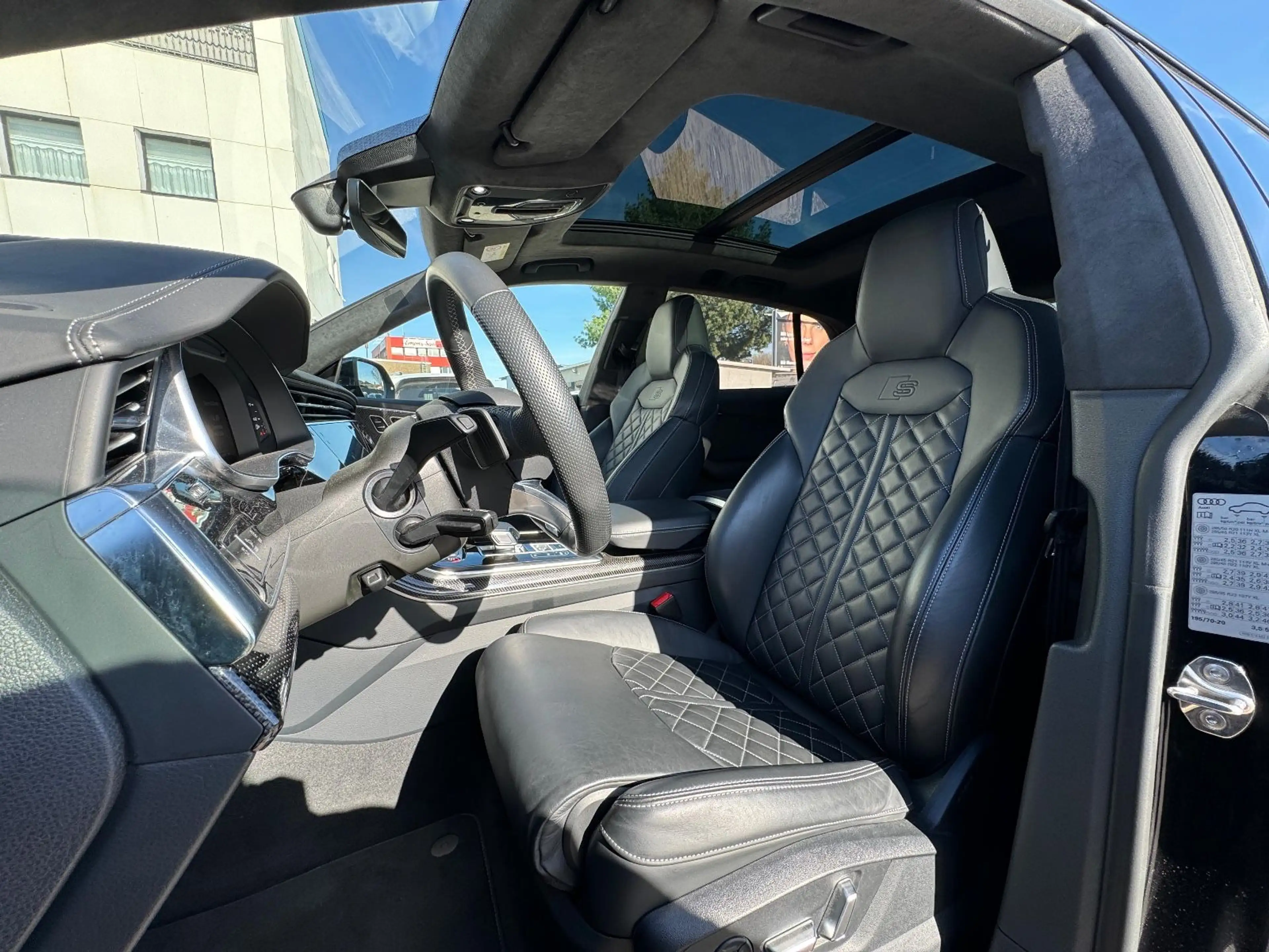Audi SQ8 TDI quattro B&O Matrix Pano Luft AHK S Sitze — photo 10