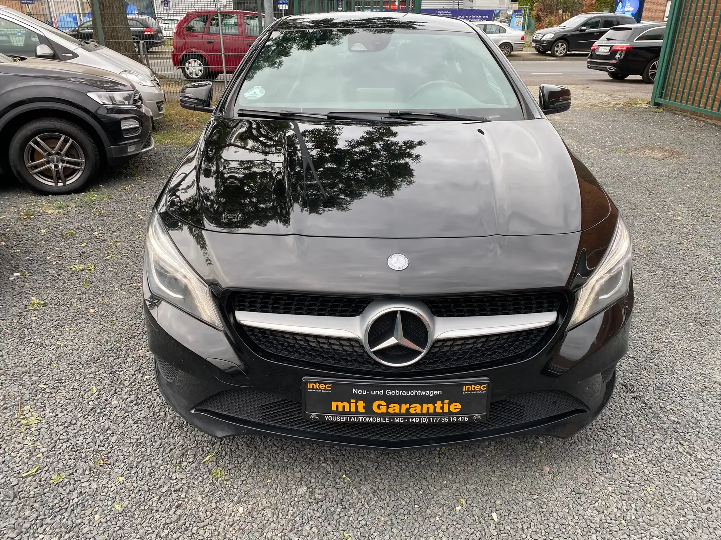 Mercedes-Benz CLA 200 CLA Shooting Brake CDI) d 7G-DCT Noir - 1