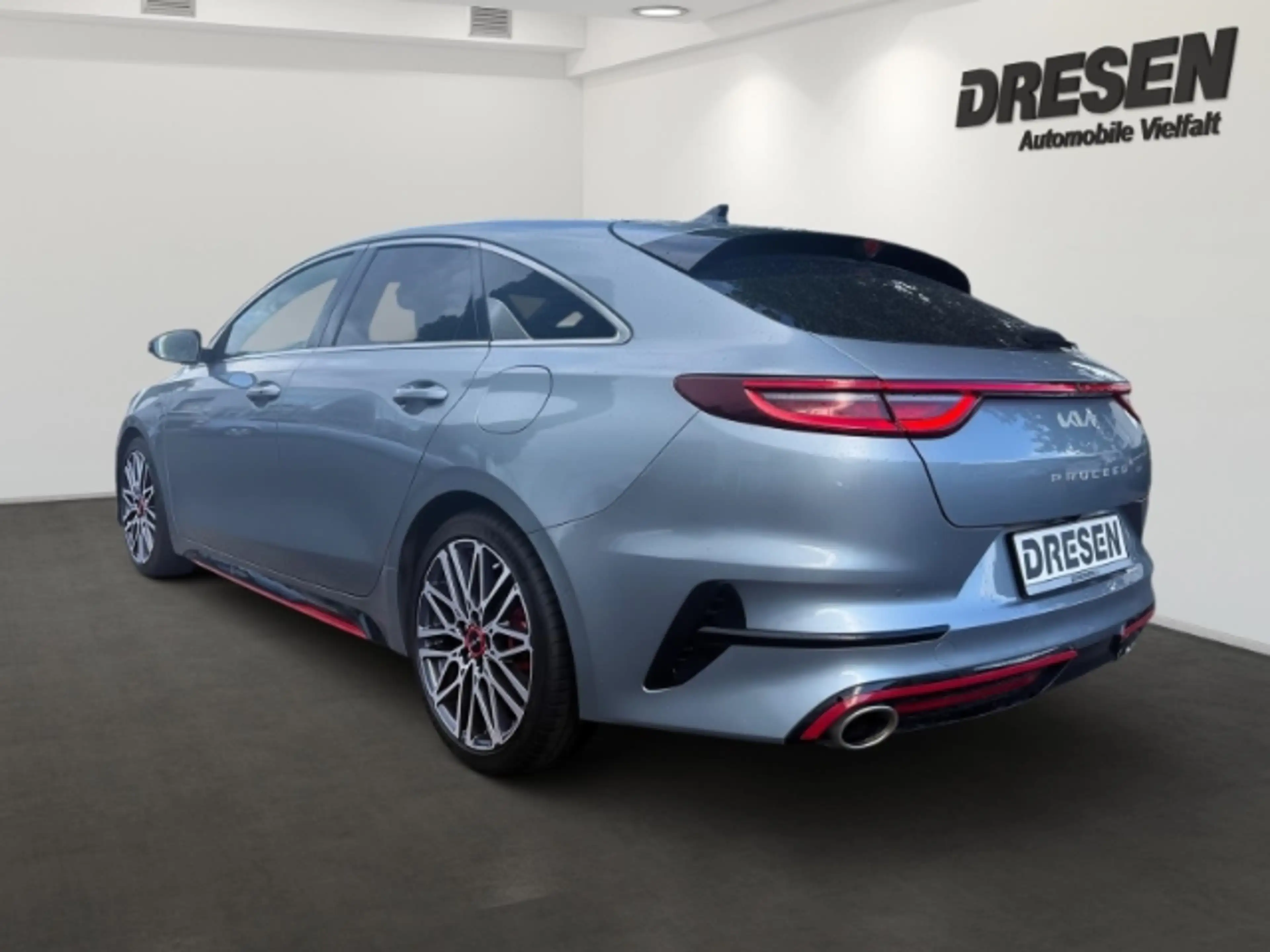 Kia ProCeed / pro_cee'd GT 1.6 DCT NAVI,KAMERA,CARPLAY,DAB,PDC — photo 4