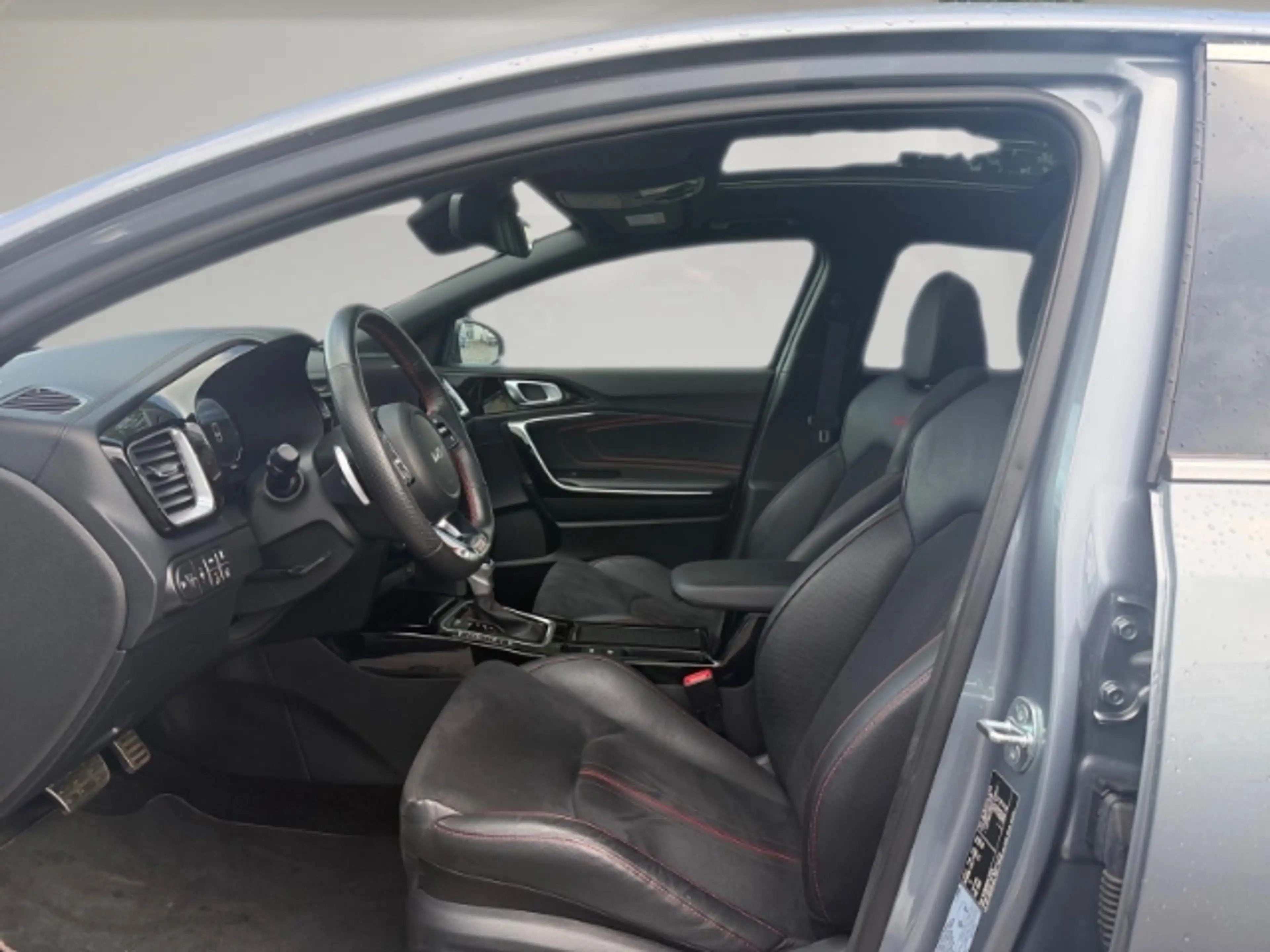 Kia ProCeed / pro_cee'd GT 1.6 DCT NAVI,KAMERA,CARPLAY,DAB,PDC — photo 7