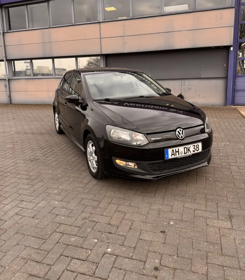 Volkswagen Polo Sedan 1.2 Diesel - 1