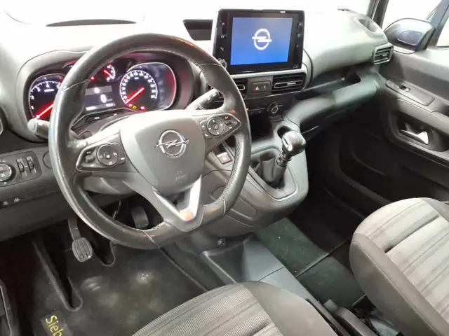 Opel Combo view 11