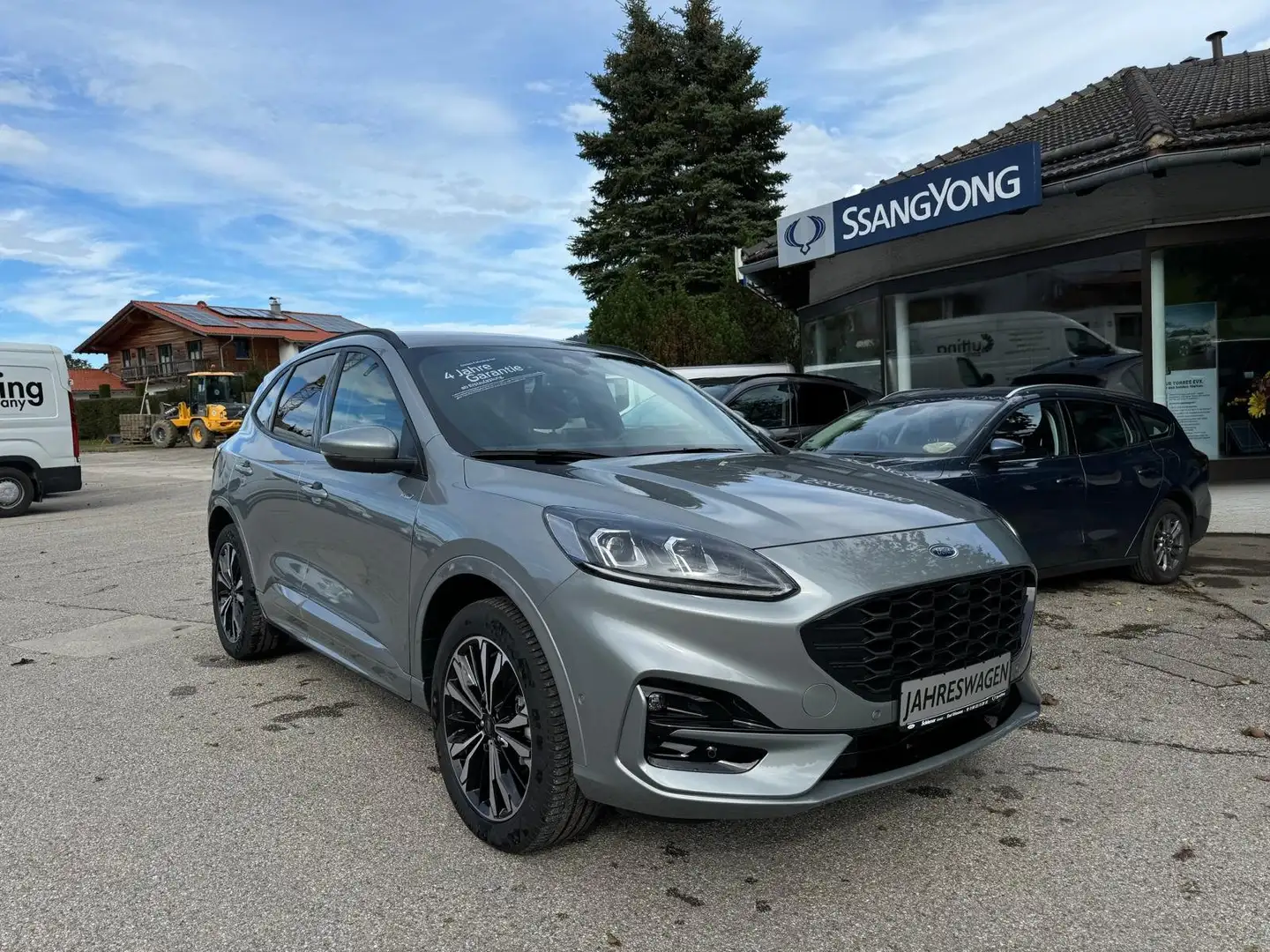 Ford Kuga Plug-In Hybrid ST-Line X Grau - 1