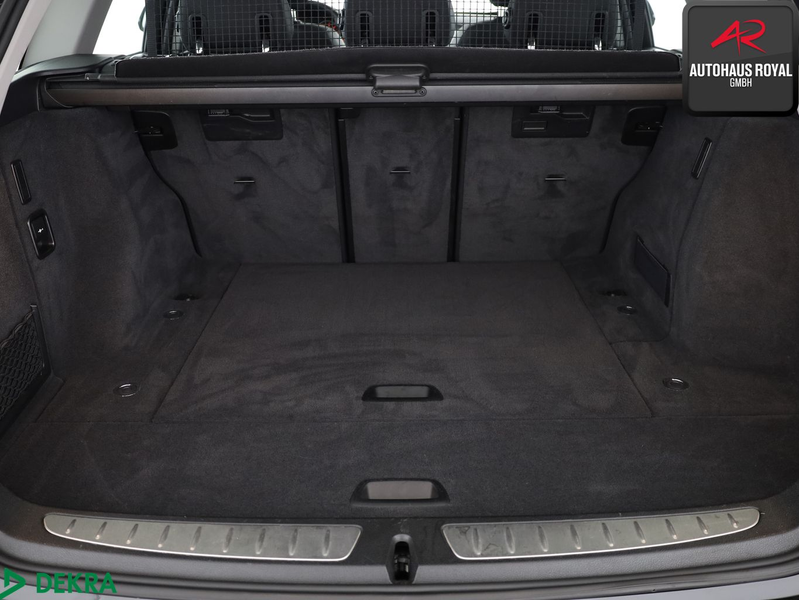 BMW 330 330 d T PANO,HEADUP,KEYLESSGO,ACC,AHK,NAVIPROF — photo 13