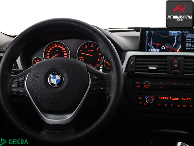 BMW 330 330 d T PANO,HEADUP,KEYLESSGO,ACC,AHK,NAVIPROF — photo 15