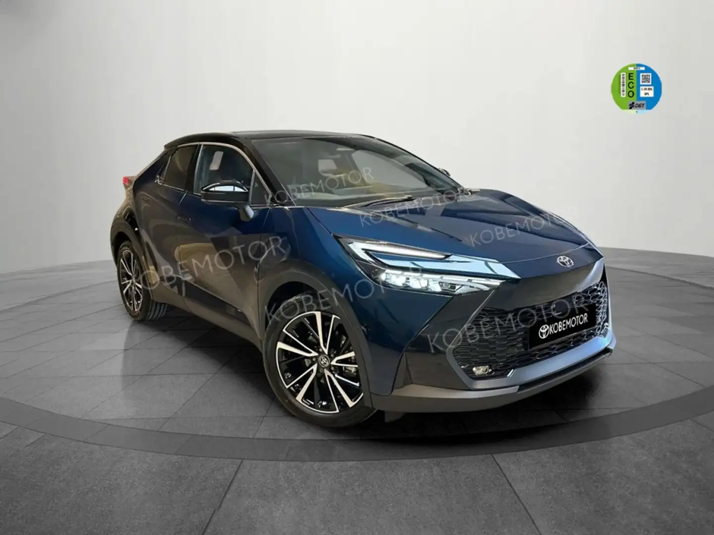 Toyota C-HR 220PH Spirit Blanco - 1