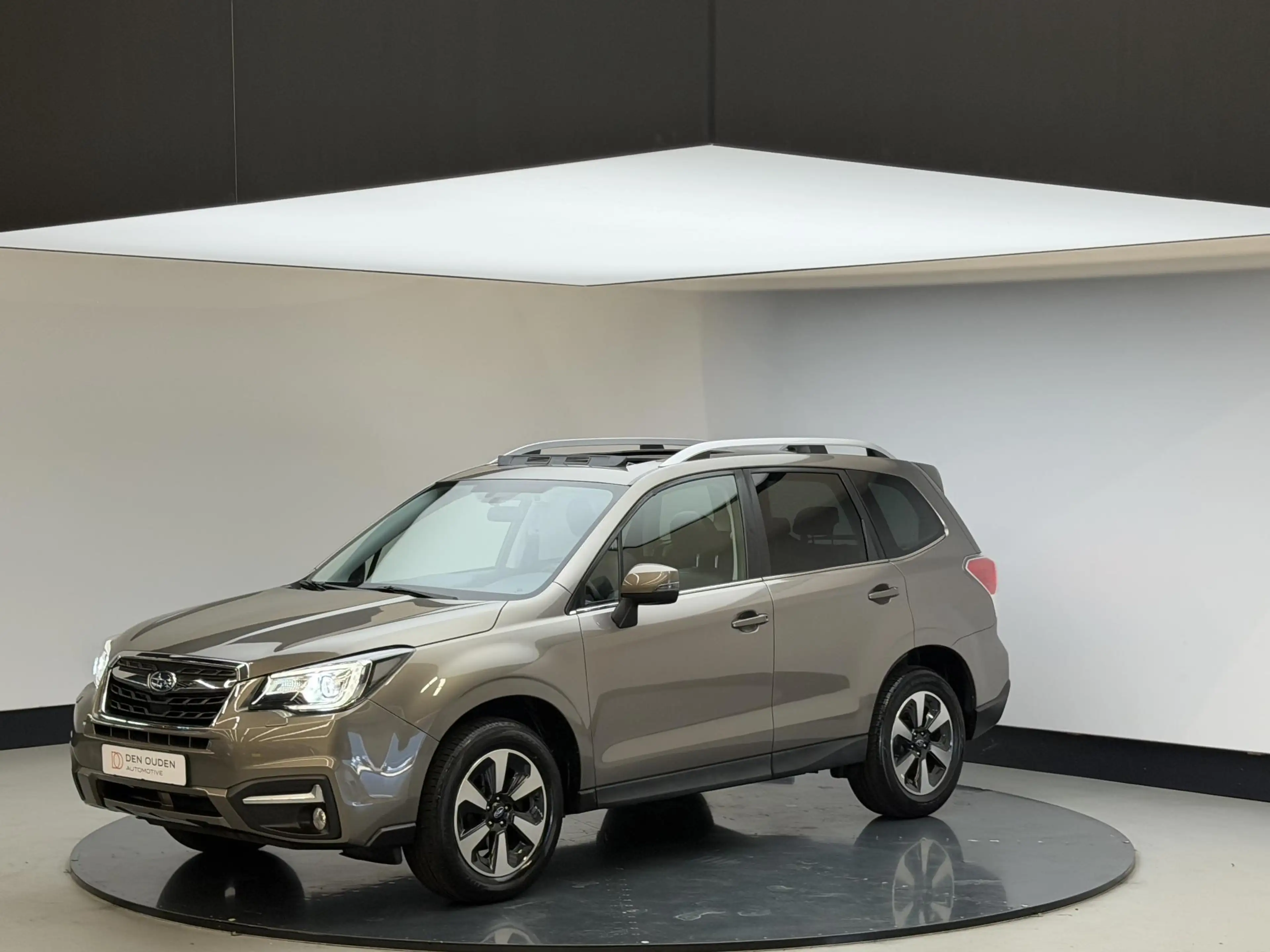 Subaru Forester 2.0 Premium | Carplay | Panodak | Trekhaak 2000 tr — photo 8