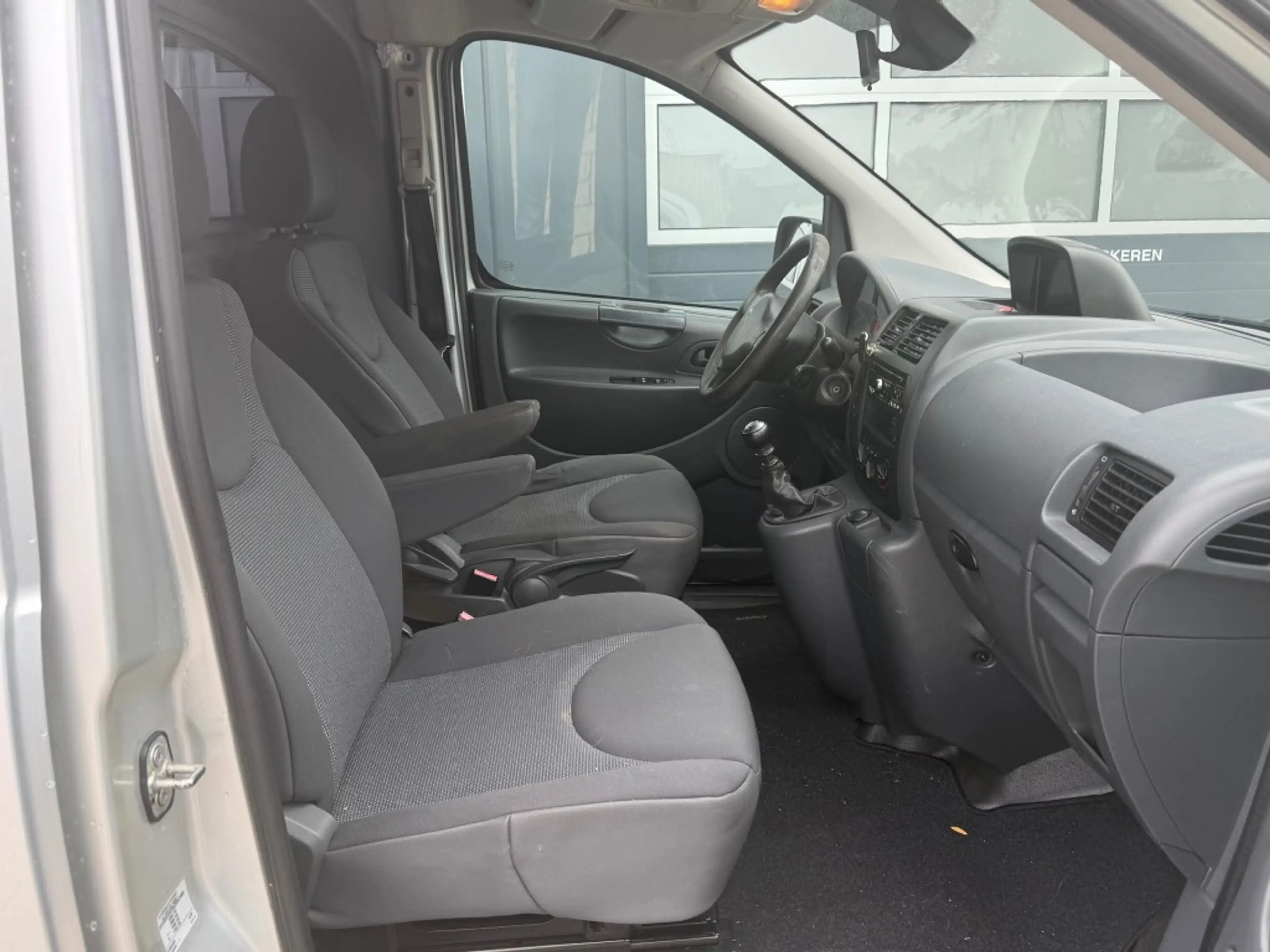 Peugeot Expert L2H1 2.0 HDi 130 PK NAVTEQ / Navi / Airco / Trekha — photo 5