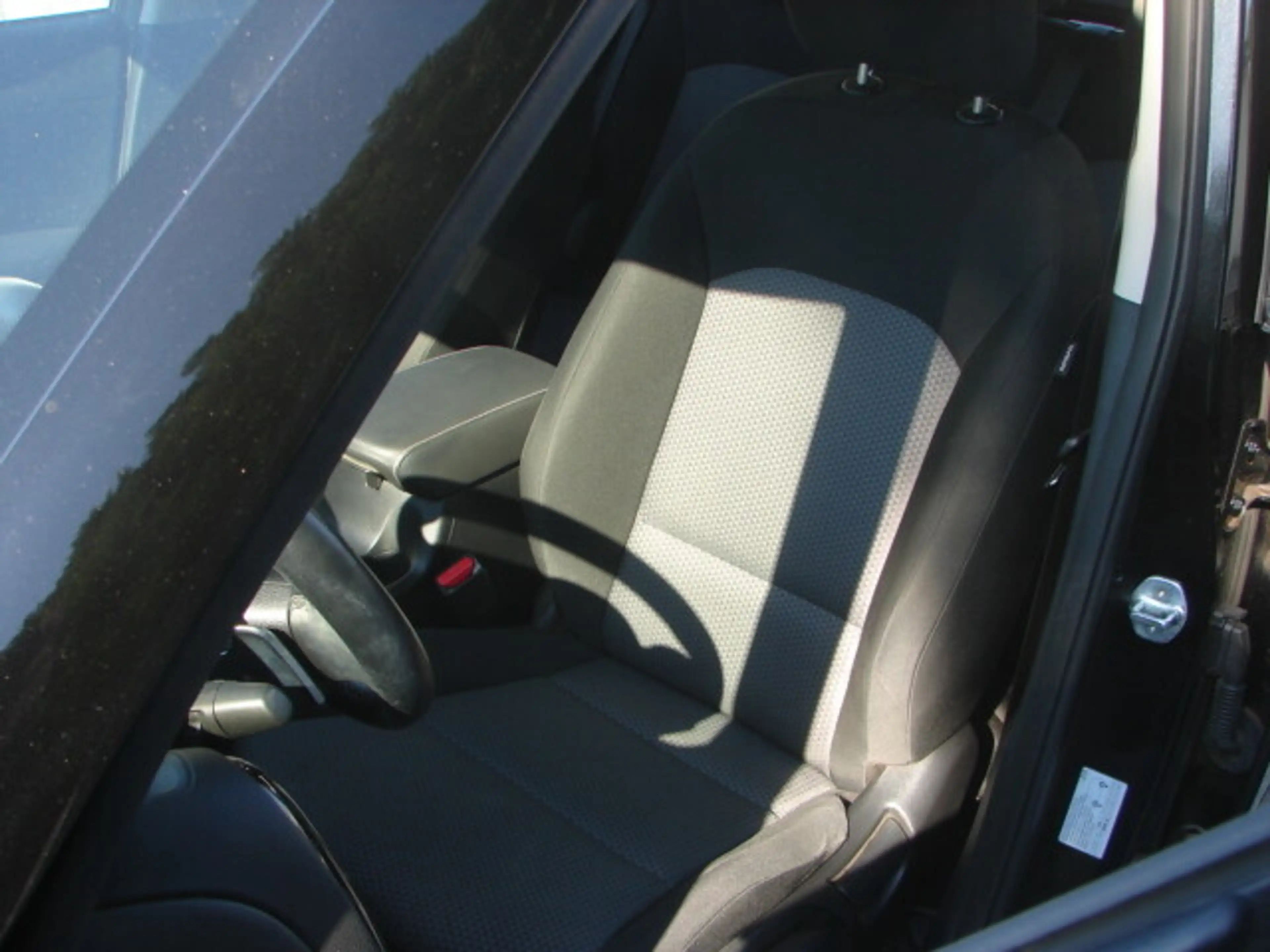 Kia Soul EV 64kWh Long Silber — photo 5