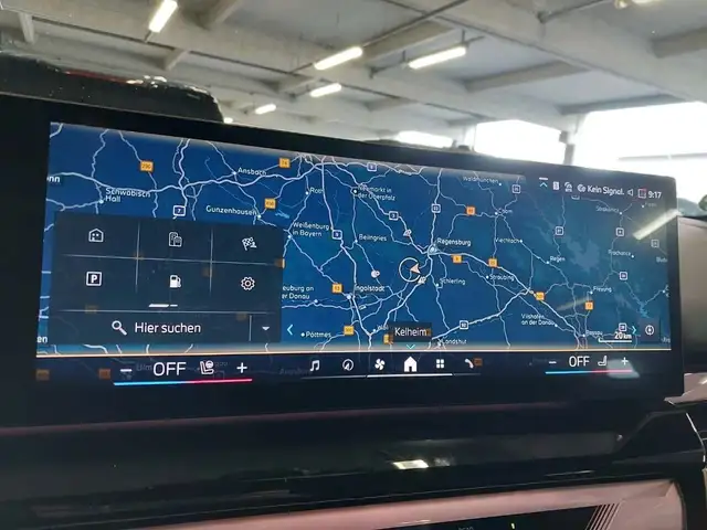 BMW 5 Series view 4