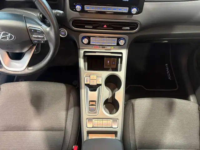 Hyundai Kona view 12
