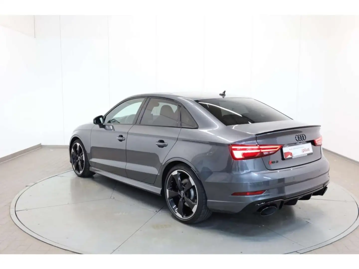 Audi RS3 RS3 Berline Quattro 2.5 TFSI - 400 - BV S-tronic R Grau - 2