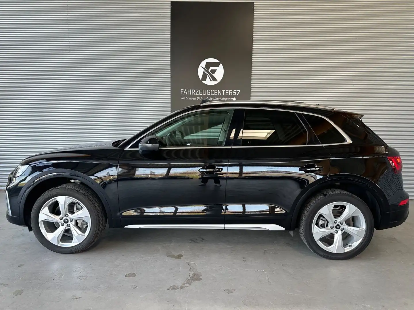 Audi Q5 45 TFSI QUATTRO/360°/ACC/B&O/PANO/CARPLAY Black - 2
