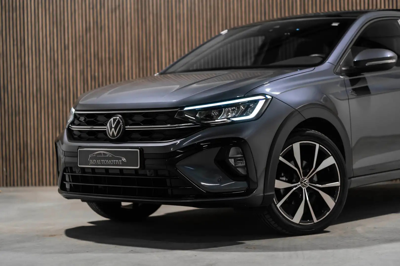 Volkswagen Taigo 1.0 TSI R-Line PANO DSG LED Gris - 2