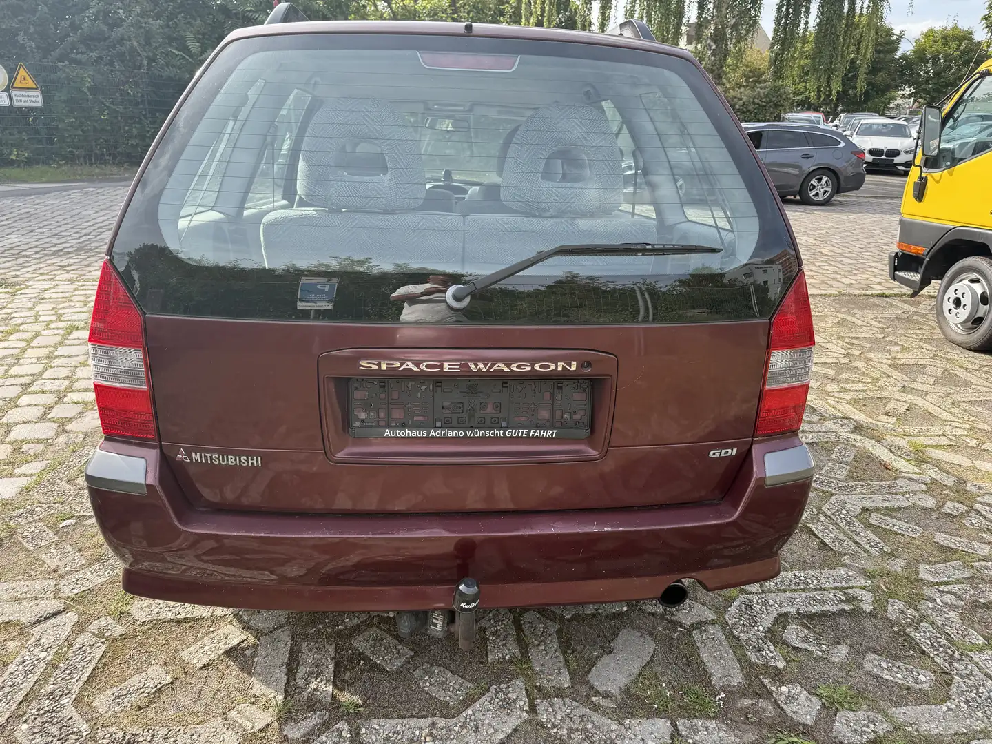 Mitsubishi Space Wagon Space Wagon GDI Avance Rot - 2