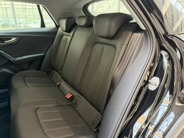 Audi Q2 view 15