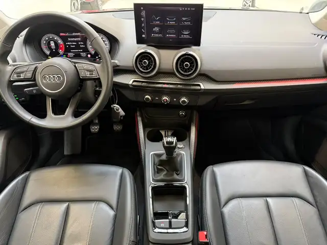 Audi Q2 view 11