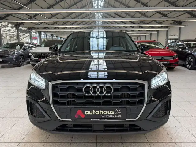 Audi Q2 view 2