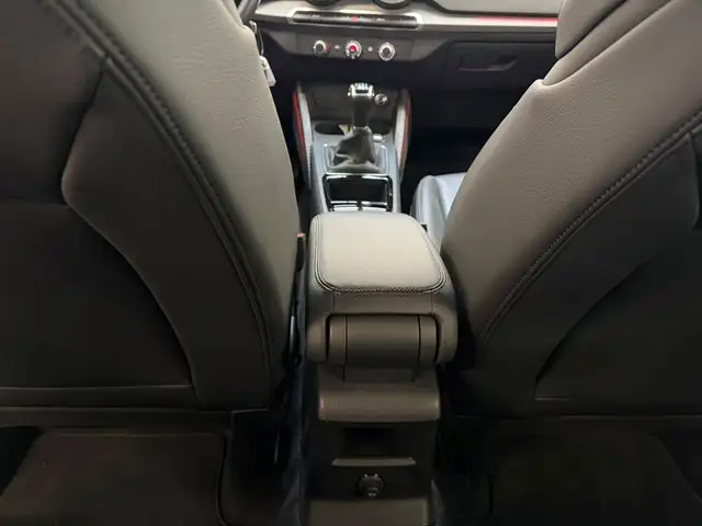 Audi Q2 view 14