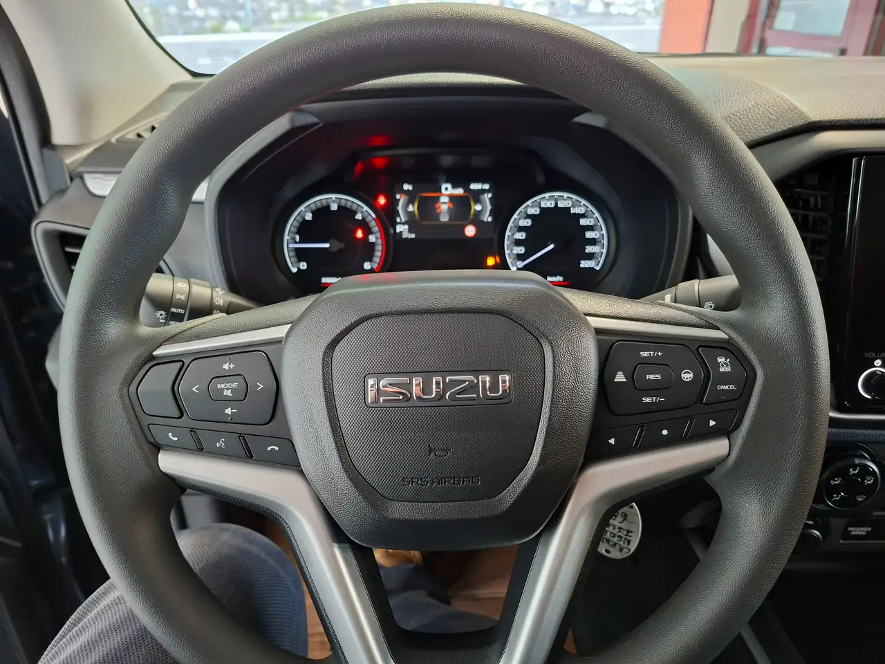 Isuzu D-Max 2026 — фото 10