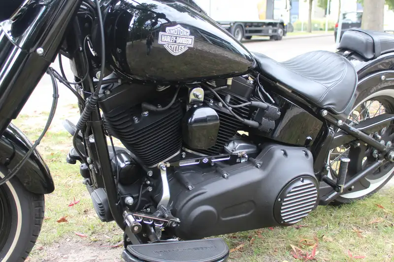 Harley-Davidson Softail Slim - foto 3